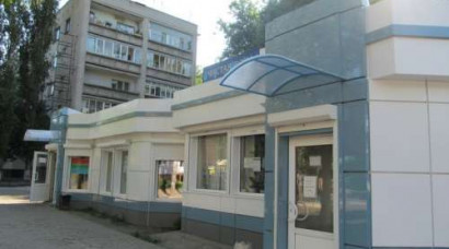 Вентилируемый фасад из композитных панелей торгового павильона в Воронеже