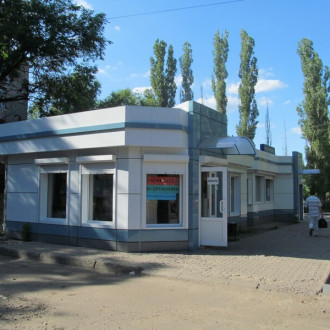 Вентилируемый фасад с облицовкой алюминиевыми композитными панелями.
