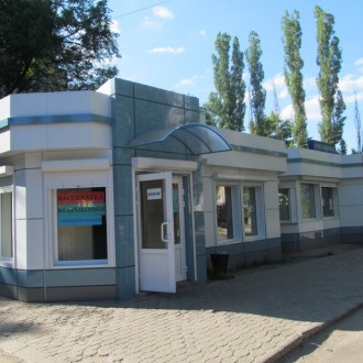Вентилируемый фасад из композитных панелей торгового павильона в Воронеже