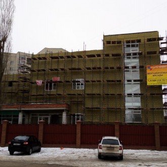 Вентилируемый фасад из композитных панелей здания ФСО России ВИПС
