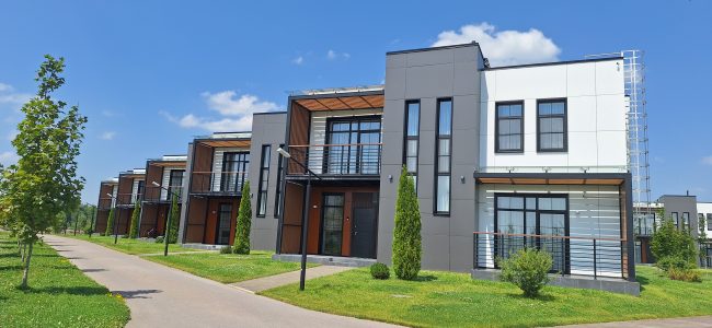 Монтаж вентилируемого фасада из композитных панелей